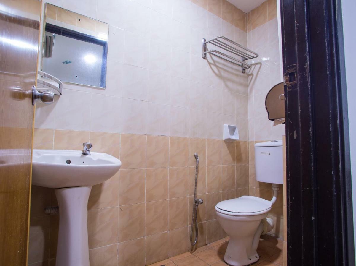 Oyo 390 Mayview Glory Hotel Куала-Лумпур Экстерьер фото