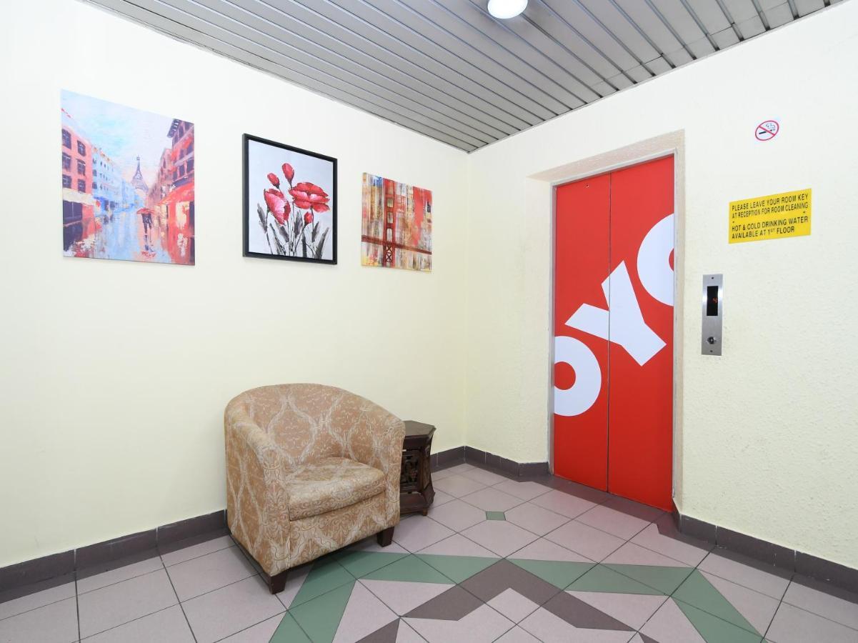 Oyo 390 Mayview Glory Hotel Куала-Лумпур Экстерьер фото